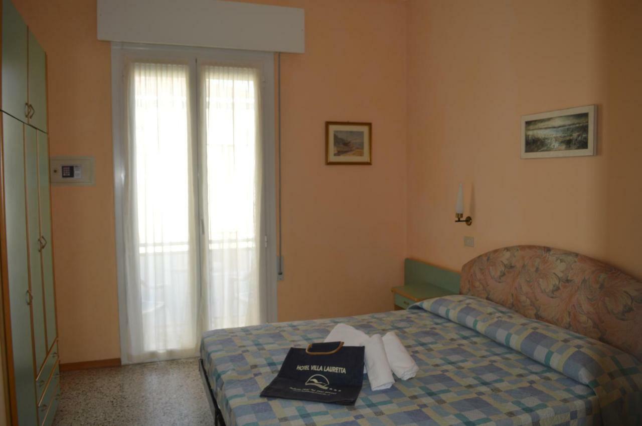 Hotel Lauretta بيلاريا-إيجيا مارينا المظهر الخارجي الصورة
