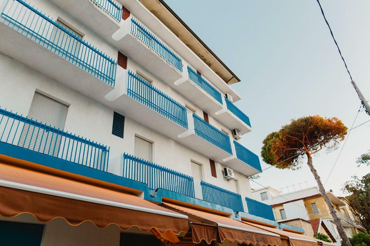 Hotel Lauretta بيلاريا-إيجيا مارينا المظهر الخارجي الصورة
