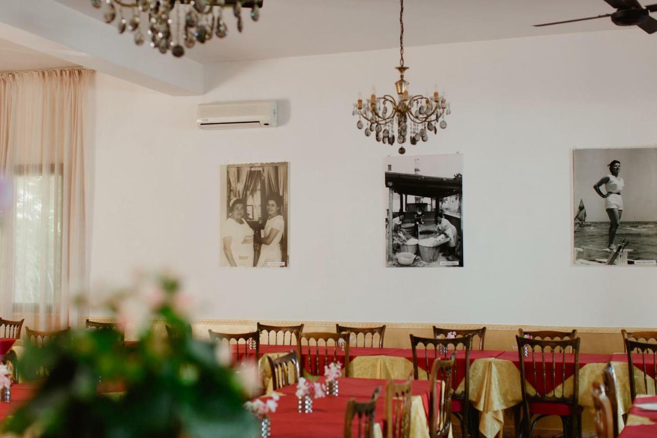 Hotel Lauretta بيلاريا-إيجيا مارينا المظهر الخارجي الصورة